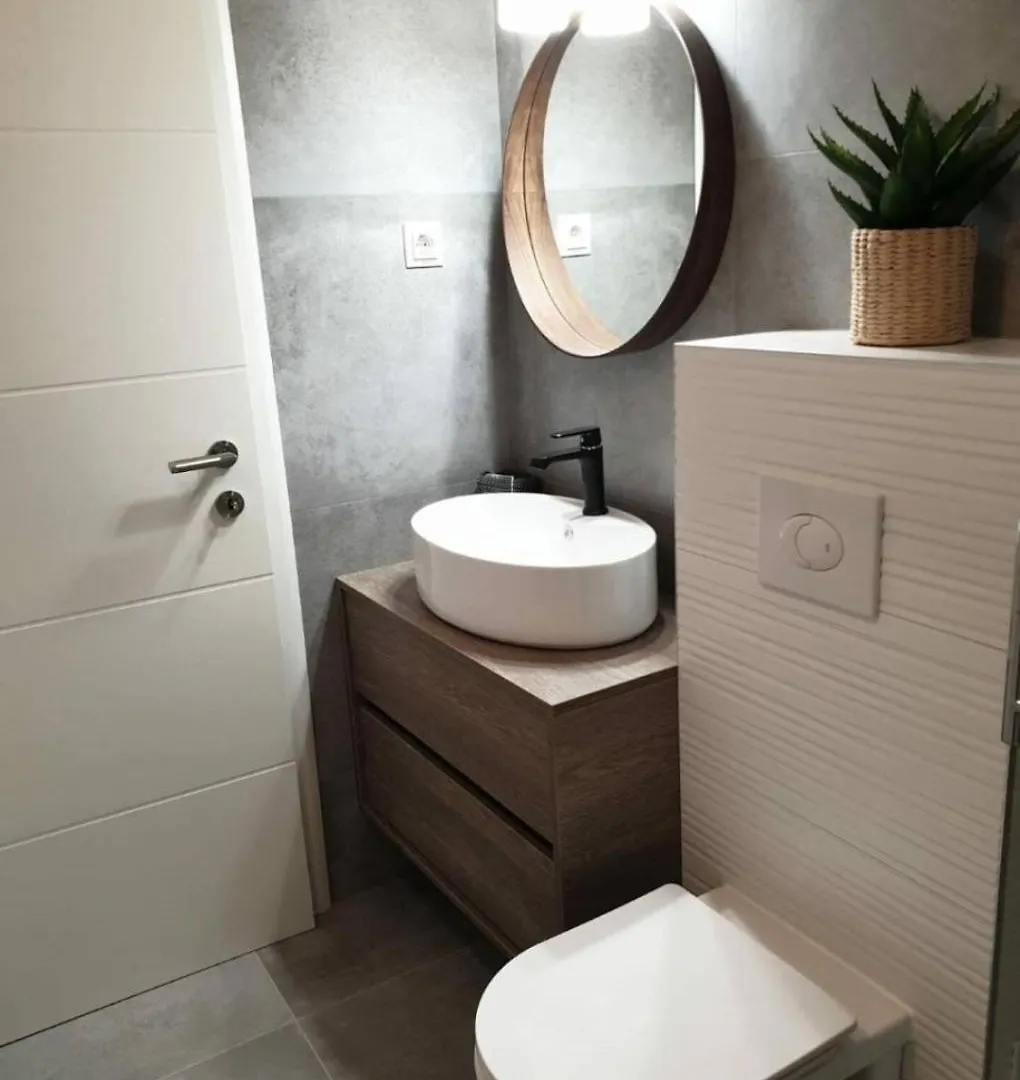 Apartments The View - Close To The Beach & Parking Trogir